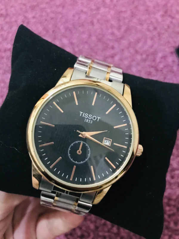 Classic Men's Watch – Black Dial with Gold-Tone Bezel