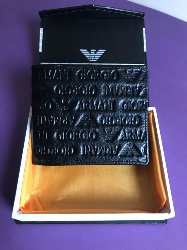 Premium Designer Wallet – Stylish & Functional Accessory for Everyday Use