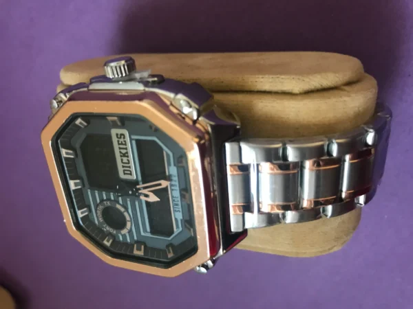 Dickies Watches – Rugged Durability & Timeless Style