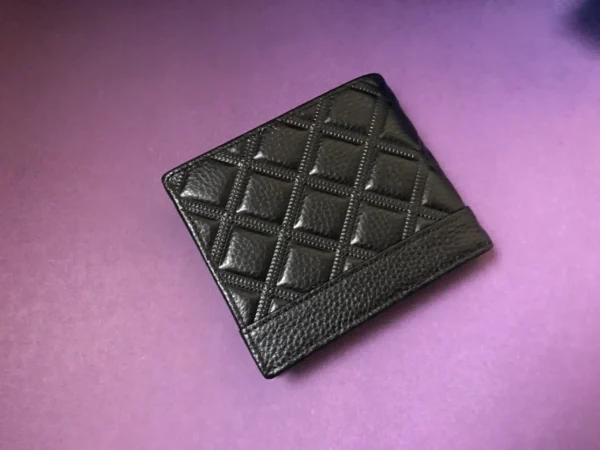Premium Designer Wallet – Stylish & Functional Accessory for Everyday Use