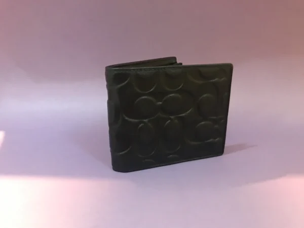 Premium Designer Wallet – Stylish & Functional Accessory for Everyday Use