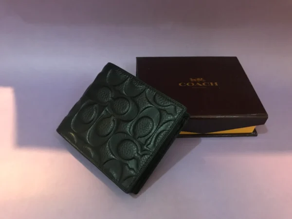 Premium Designer Wallet – Stylish & Functional Accessory for Everyday Use