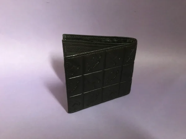 Premium Designer Wallet – Stylish & Functional Accessory for Everyday Use