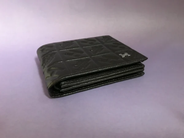 Premium Designer Wallet – Stylish & Functional Accessory for Everyday Use