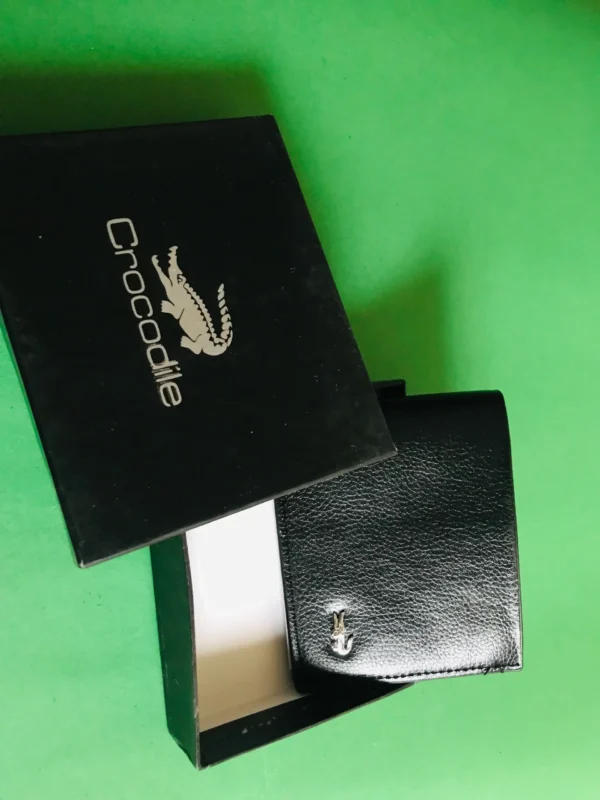 Premium Local Brand Wallet – Affordable, Stylish & Durable