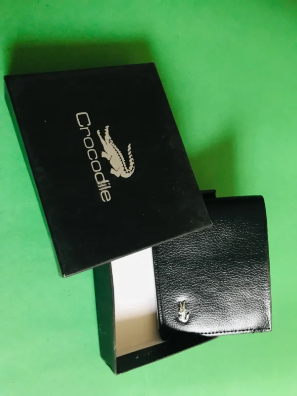 Premium Local Brand Wallet – Affordable, Stylish & Durable