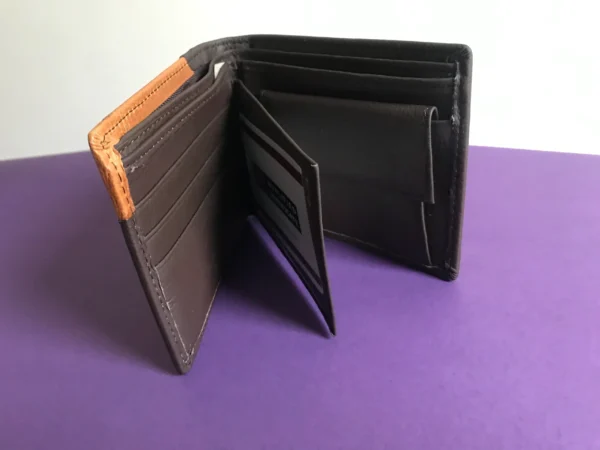 Imperial Horse Wallet – Premium Craftsmanship & Timeless Elegance