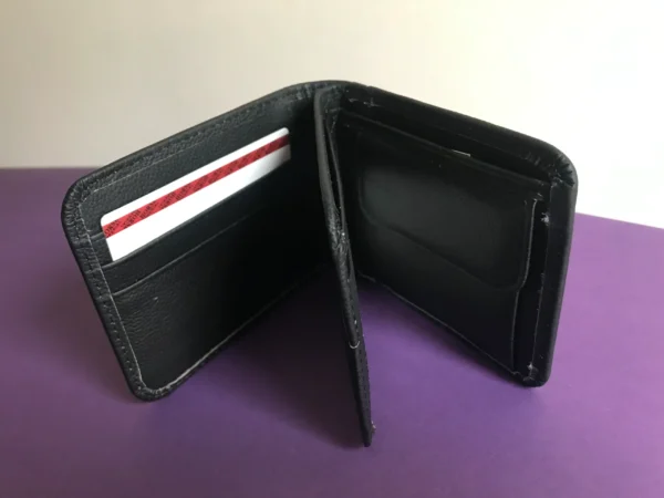 Imperial Horse Wallet – Premium Craftsmanship & Timeless Elegance