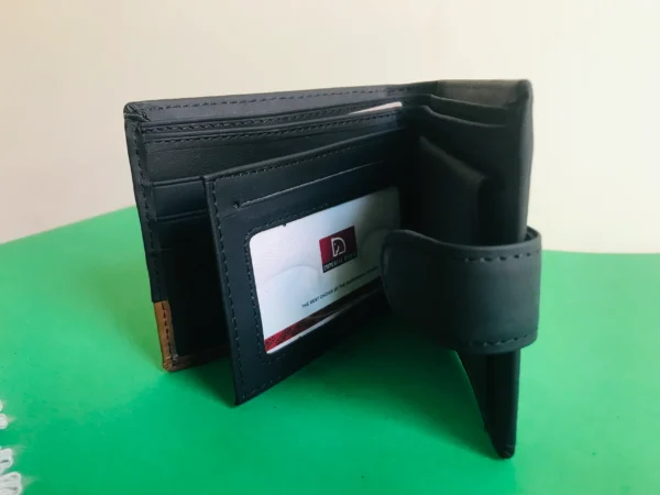 Imperial Horse Wallet – Premium Craftsmanship & Timeless Elegance