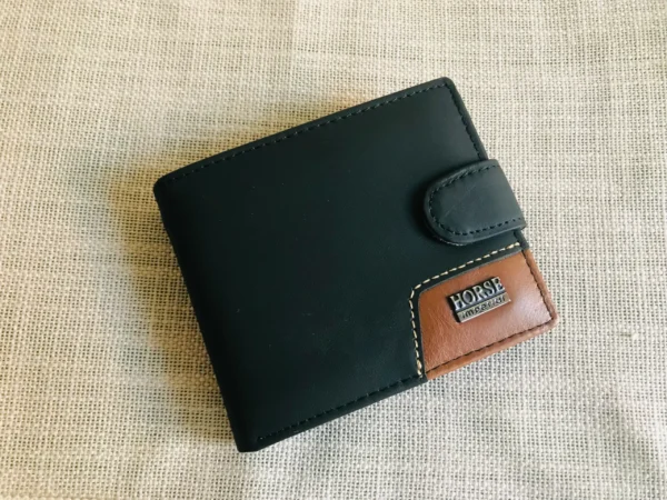 Imperial Horse Wallet – Premium Craftsmanship & Timeless Elegance