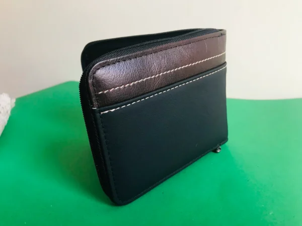 Imperial Horse Wallet – Premium Craftsmanship & Timeless Elegance