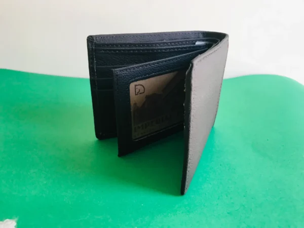 Imperial Horse Wallet – Premium Craftsmanship & Timeless Elegance