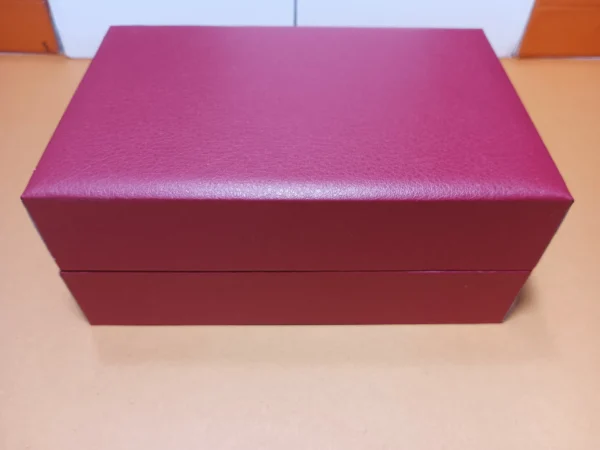 Elegant Jewelry & Watch Storage Box – Stylish & Durable Organizer