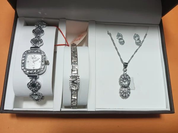 Elegant Jewelry & Watch Storage Box – Stylish & Durable Organizer