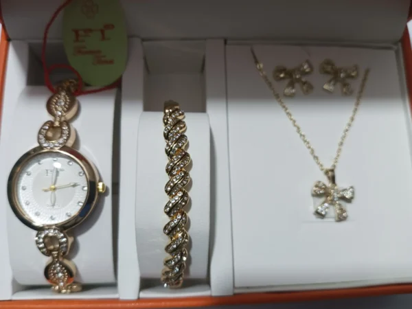 Elegant Jewelry & Watch Storage Box – Stylish & Durable Organizer