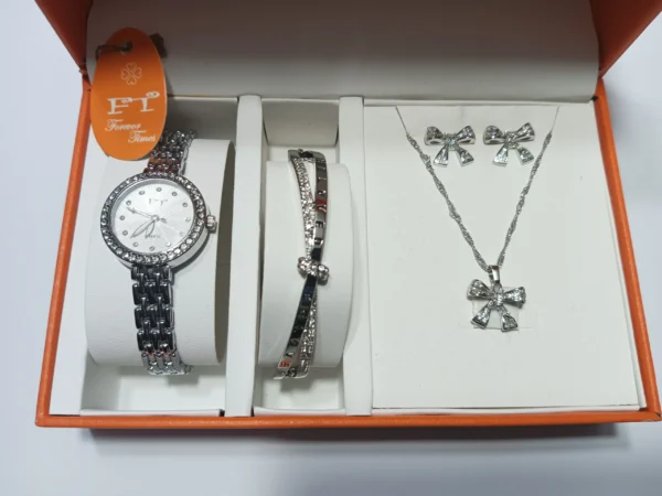 Elegant Jewelry & Watch Storage Box – Stylish & Durable Organizer