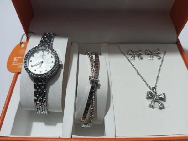Elegant Jewelry & Watch Storage Box – Stylish & Durable Organizer