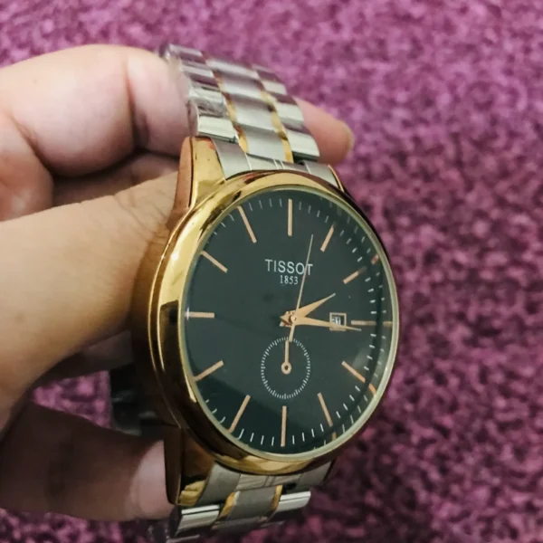 Classic Men's Watch – Black Dial with Gold-Tone Bezel