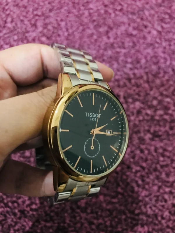 Classic Men's Watch – Black Dial with Gold-Tone Bezel