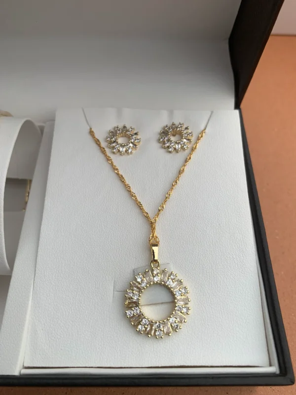 Luxury Gold-Plated Women's Jewelry Gift Set