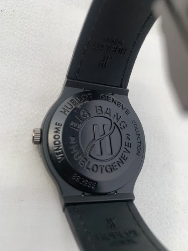 H-Style Watch – Rose Gold & Black