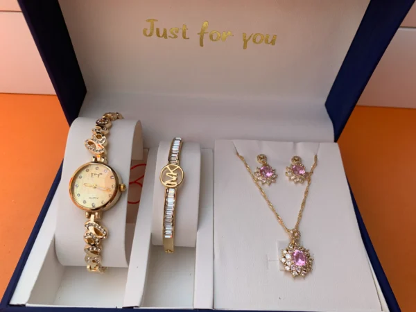 Elegant Golden Jewelry Set for Women