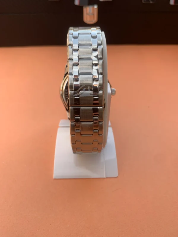 Classic Day-Date Metal Bracelet Watch – 9 Vibrant Dial & Case Combinations