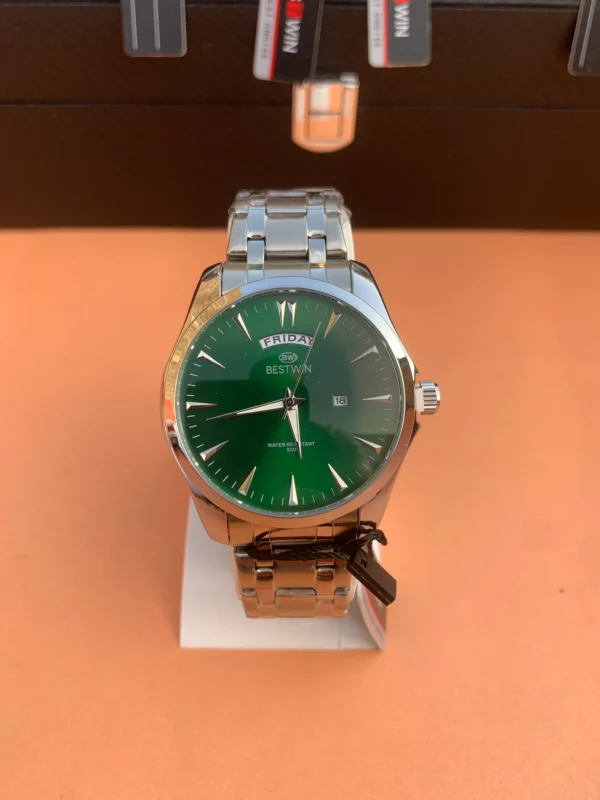 Classic Day-Date Metal Bracelet Watch – 9 Vibrant Dial & Case Combinations