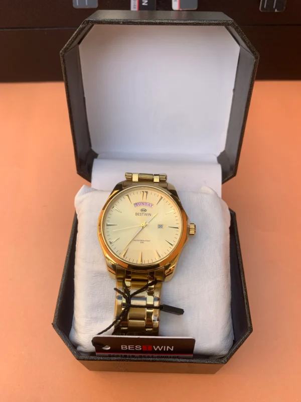 Classic Day-Date Metal Bracelet Watch – 9 Vibrant Dial & Case Combinations