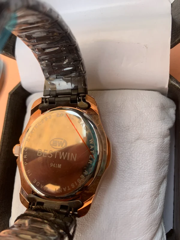 Classic Day-Date Metal Bracelet Watch – 9 Vibrant Dial & Case Combinations