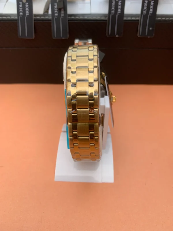Classic Day-Date Metal Bracelet Watch – 9 Vibrant Dial & Case Combinations