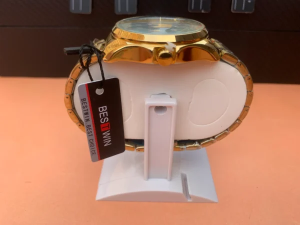 Classic Day-Date Metal Bracelet Watch – 9 Vibrant Dial & Case Combinations