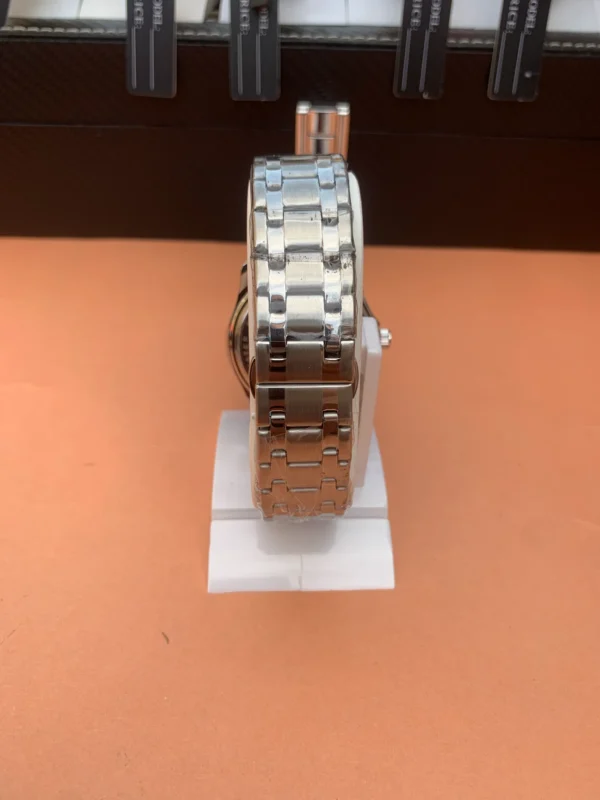 Classic Day-Date Metal Bracelet Watch – 9 Vibrant Dial & Case Combinations