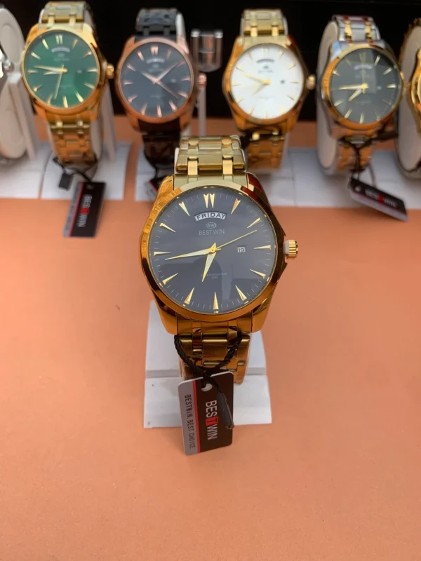 Classic Day-Date Metal Bracelet Watch – 9 Vibrant Dial & Case Combinations