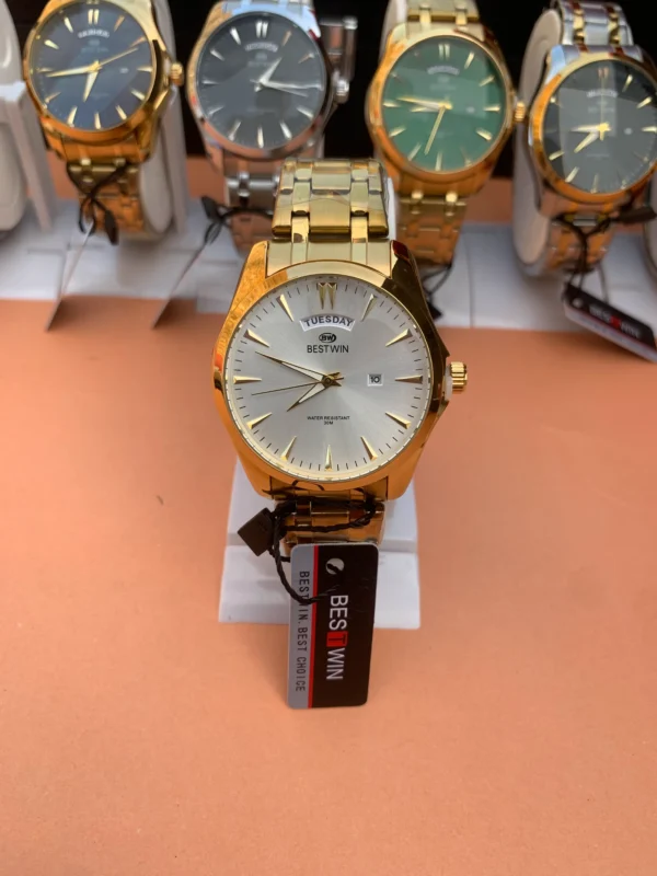Classic Day-Date Metal Bracelet Watch – 9 Vibrant Dial & Case Combinations