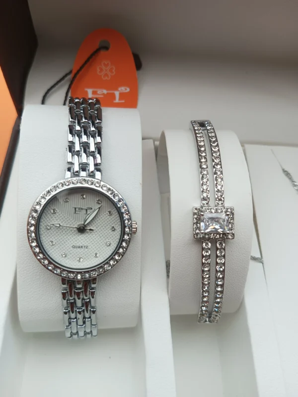 Luxury Silver Women’s Gift Set