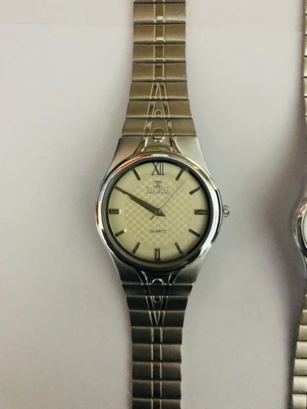 Daistar Couple Watches for Him & Her (Silver)