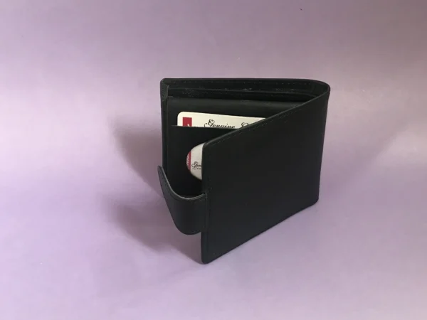 Men's Wallet with Button Closure (GL)