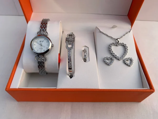 Classic Silver Elegance Gift Set – Timeless Watch & Jewelry Combo