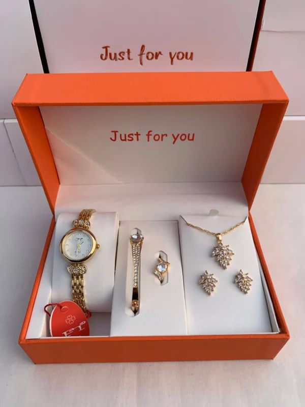 Elegant Gold-Tone Women's Watch & Jewelry Gift Set – 5-in-1 Box