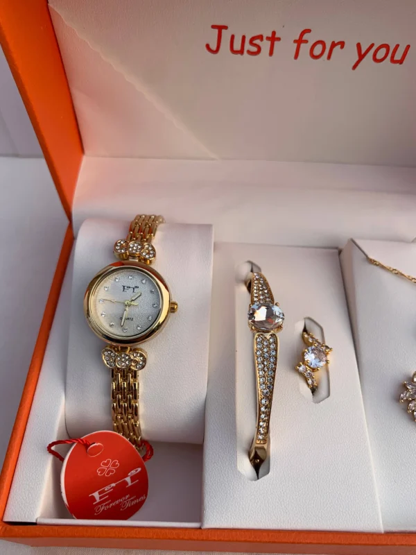 Elegant Gold-Tone Women's Watch & Jewelry Gift Set – 5-in-1 Box