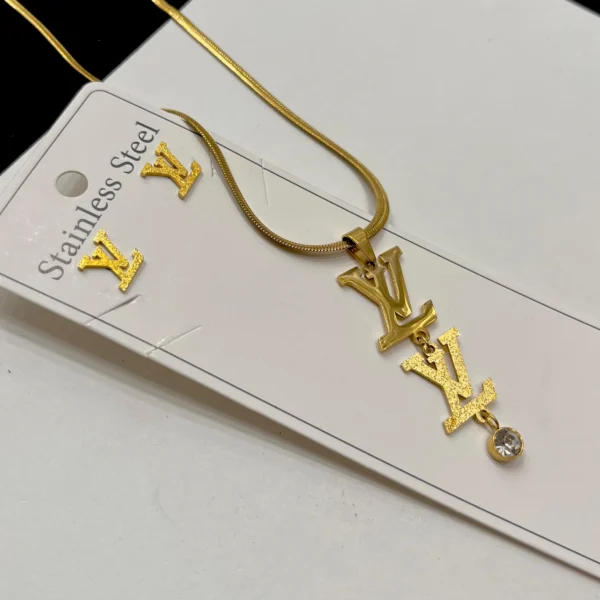 Elegant Jewelry Set