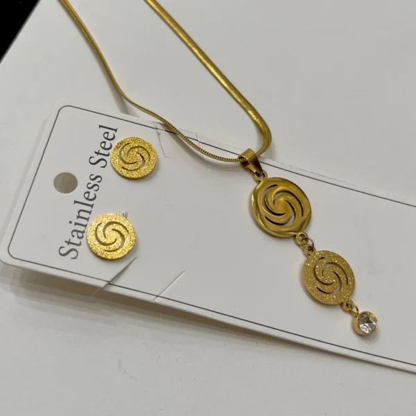 Luxe Gold Plated Set Stainless Steel (Necklace & Earrings)