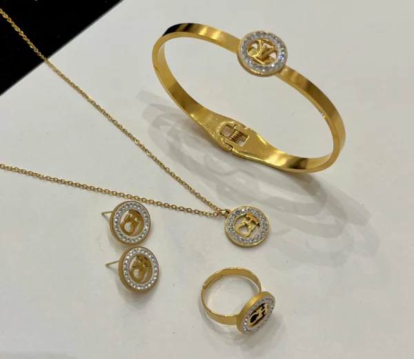 ✨ Golden Crystal Charm Jewelry Set